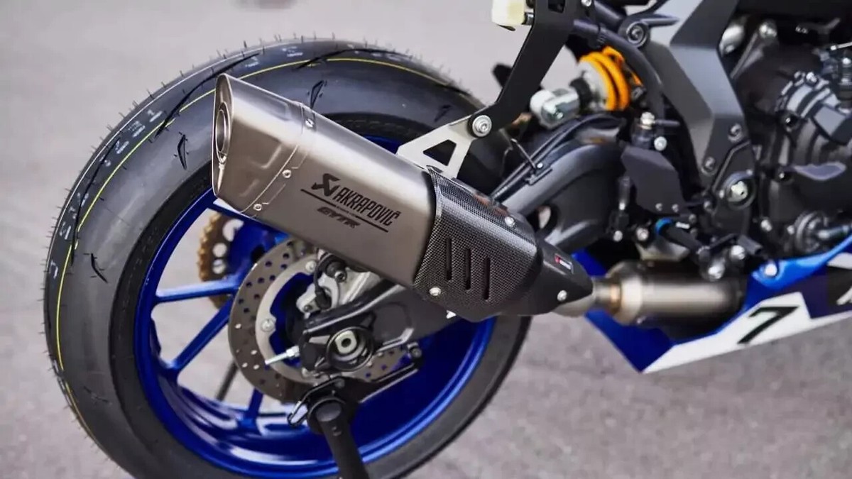 Exhaust